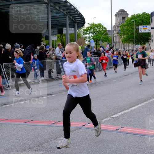 25.04.2026 - Das Zehntel Tim E. http://msf.ph/oto/9568748 25.04.2026 08:55:01 Ziel 1266, 1300, 1340, 1812, 2039, 2047, 2056, 2181, 2459, 2608, 2619, 2633, 2748, 2752, 2793, 2848, 2962, 3049, 3053, 3120, 3126, 3340, 3358, 3379, 3506, 3636, 3731, 3756, 3760, 3783, 3826, 3828, 4014 meine-sportfotos.de