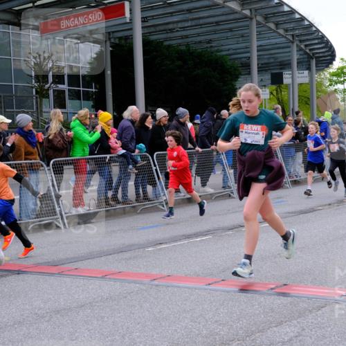 25.04.2026 - Das Zehntel Tim E. http://msf.ph/oto/9568759 25.04.2026 08:55:03 Ziel 1160, 1266, 1300, 1340, 1812, 2009, 2010, 2039, 2047, 2056, 2459, 2619, 2633, 2748, 2752, 2793, 2828, 2962, 3049, 3053, 3091, 3120, 3126, 3236, 3247, 3340, 3358, 3379, 3506, 3636, 3731, 3756, 3760, 3783, 3826, 3828, 4014 meine-sportfotos.de