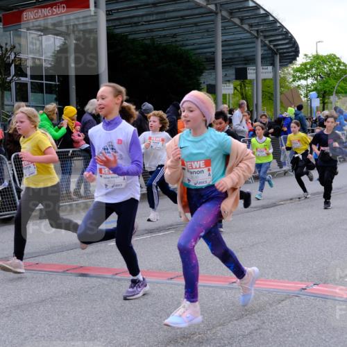 25.04.2026 - Das Zehntel Tim E. http://msf.ph/oto/9568778 25.04.2026 08:55:06 Ziel 1090, 1160, 1297, 1306, 1340, 1380, 1550, 1642, 2009, 2010, 2039, 2047, 2056, 2459, 2619, 2793, 2828, 3049, 3053, 3091, 3120, 3126, 3236, 3247, 3358, 3379, 3506, 3636, 3668, 3678, 3731, 3756, 3760, 3783, 3814, 3826, 3828, 3936, 4014 meine-sportfotos.de