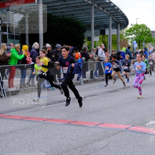 25.04.2026 - Das Zehntel Tim E. http://msf.ph/oto/9568785 25.04.2026 08:55:07 Ziel 1090, 1160, 1297, 1306, 1340, 1380, 1550, 1642, 1646, 1657, 1818, 2009, 2010, 2039, 2047, 2056, 2459, 2619, 2793, 2828, 3049, 3053, 3091, 3105, 3120, 3126, 3128, 3236, 3247, 3358, 3506, 3636, 3668, 3678, 3731, 3756, 3760, 3814, 3826, 3828, 3936, 4014 meine-sportfotos.de
