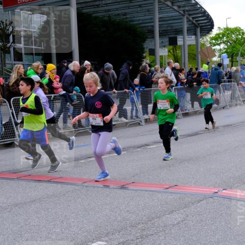 25.04.2026 - Das Zehntel Tim E. http://msf.ph/oto/9568808 25.04.2026 08:55:12 Ziel 1045, 1090, 1160, 1297, 1306, 1380, 1517, 1550, 1642, 1646, 1657, 1818, 2009, 2010, 2439, 2619, 2650, 2711, 2718, 2793, 2828, 3091, 3105, 3120, 3126, 3128, 3236, 3247, 3313, 3544, 3636, 3668, 3678, 3721, 3814, 3936, 3964, 4014 meine-sportfotos.de