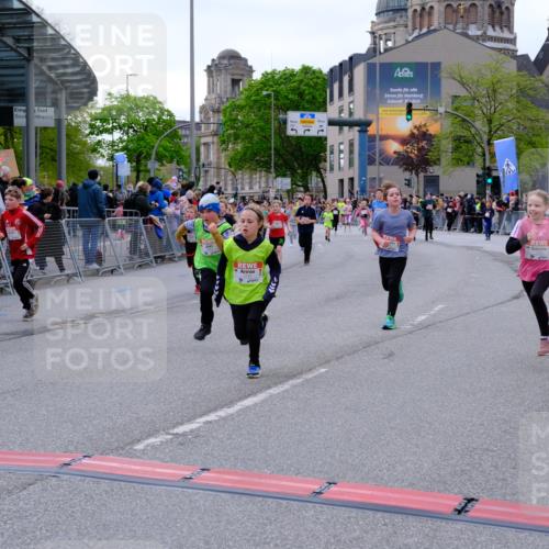 25.04.2026 - Das Zehntel Tim E. http://msf.ph/oto/9568832 25.04.2026 08:55:17 Ziel 1038, 1045, 1304, 1380, 1381, 1517, 1550, 1565, 1614, 1642, 1646, 1657, 1818, 1975, 2439, 2584, 2650, 2682, 2711, 2718, 3062, 3105, 3128, 3145, 3313, 3544, 3668, 3678, 3721, 3964 meine-sportfotos.de