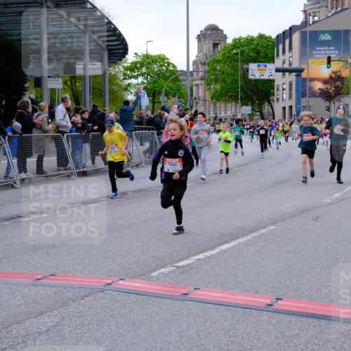 25.04.2026 - Das Zehntel Tim E. http://msf.ph/oto/9568860 25.04.2026 08:55:23 Ziel 1038, 1045, 1050, 1056, 1070, 1304, 1381, 1565, 1614, 1875, 1975, 2037, 2071, 2171, 2387, 2584, 2650, 2682, 2769, 2780, 3062, 3145, 3237, 3445, 3516, 3544, 3893, 3895, 3964, 3980, 4006 meine-sportfotos.de