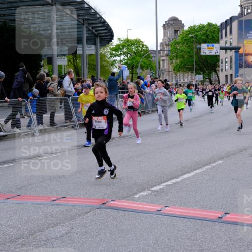 25.04.2026 - Das Zehntel Tim E. http://msf.ph/oto/9568863 25.04.2026 08:55:24 Ziel 1038, 1045, 1050, 1056, 1070, 1304, 1381, 1565, 1614, 1875, 1975, 2037, 2071, 2171, 2387, 2398, 2584, 2650, 2682, 2769, 2780, 3062, 3145, 3237, 3445, 3516, 3893, 3895, 3980, 4006, 4035 meine-sportfotos.de