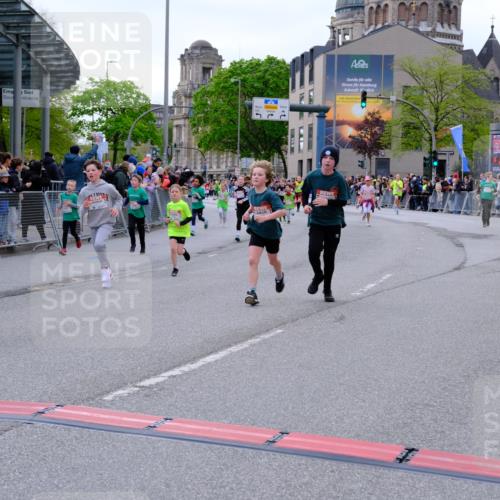 25.04.2026 - Das Zehntel Tim E. http://msf.ph/oto/9568864 25.04.2026 08:55:25 Ziel 1038, 1050, 1056, 1070, 1304, 1381, 1565, 1614, 1875, 1975, 2037, 2071, 2171, 2384, 2387, 2398, 2584, 2682, 2769, 2780, 3062, 3145, 3228, 3237, 3445, 3516, 3893, 3895, 3980, 4006, 4035 meine-sportfotos.de