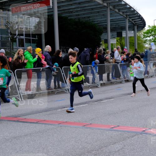 25.04.2026 - Das Zehntel Tim E. http://msf.ph/oto/9568892 25.04.2026 08:55:30 Ziel 1050, 1056, 1070, 1123, 1365, 1388, 1424, 1875, 1898, 2002, 2037, 2071, 2171, 2319, 2384, 2387, 2398, 2494, 2527, 2769, 2780, 2964, 3228, 3237, 3275, 3445, 3516, 3757, 3875, 3893, 3895, 3980, 4006, 4035 meine-sportfotos.de