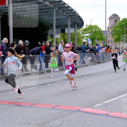 25.04.2026 - Das Zehntel Tim E. http://msf.ph/oto/9568898 25.04.2026 08:55:31 Ziel 1070, 1123, 1365, 1388, 1424, 1875, 1898, 2002, 2037, 2071, 2171, 2319, 2384, 2387, 2398, 2494, 2527, 2769, 2780, 2869, 2964, 3228, 3237, 3275, 3445, 3536, 3757, 3875, 3895, 3980, 4006, 4035 meine-sportfotos.de