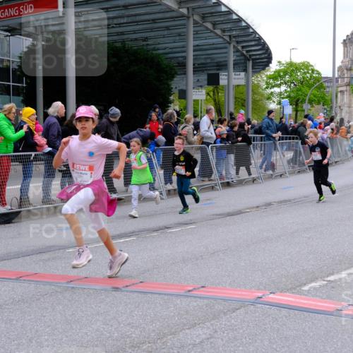 25.04.2026 - Das Zehntel Tim E. http://msf.ph/oto/9568904 25.04.2026 08:55:31 Ziel 1070, 1123, 1365, 1388, 1424, 1875, 1898, 2002, 2037, 2071, 2171, 2319, 2384, 2387, 2398, 2494, 2527, 2769, 2780, 2869, 2964, 3228, 3237, 3275, 3445, 3536, 3757, 3875, 3895, 3980, 4006, 4035 meine-sportfotos.de
