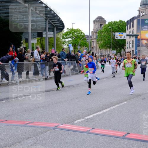 25.04.2026 - Das Zehntel Tim E. http://msf.ph/oto/9568906 25.04.2026 08:55:32 Ziel 1123, 1365, 1388, 1424, 1875, 1898, 2002, 2037, 2071, 2171, 2319, 2384, 2387, 2398, 2494, 2527, 2769, 2780, 2869, 2928, 2964, 3228, 3237, 3275, 3536, 3757, 3875, 3895, 3980, 4035 meine-sportfotos.de