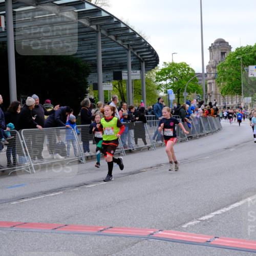 25.04.2026 - Das Zehntel Tim E. http://msf.ph/oto/9568929 25.04.2026 08:55:37 Ziel 1008, 1123, 1155, 1365, 1388, 1424, 1828, 1877, 1898, 2002, 2196, 2207, 2319, 2384, 2494, 2527, 2869, 2928, 2964, 3002, 3080, 3101, 3228, 3234, 3275, 3536, 3757, 3875 meine-sportfotos.de