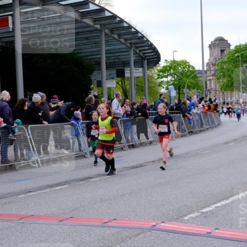 25.04.2026 - Das Zehntel Tim E. http://msf.ph/oto/9568930 25.04.2026 08:55:37 Ziel 1008, 1123, 1155, 1365, 1388, 1424, 1828, 1877, 1898, 2002, 2196, 2207, 2319, 2384, 2494, 2527, 2869, 2928, 2964, 3002, 3080, 3101, 3228, 3234, 3275, 3536, 3757, 3875 meine-sportfotos.de