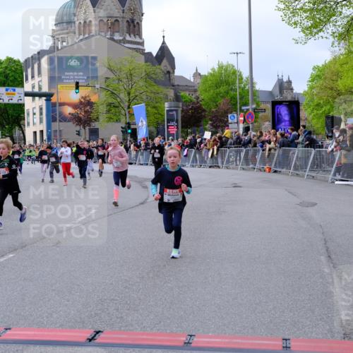 25.04.2026 - Das Zehntel Tim E. http://msf.ph/oto/9568933 25.04.2026 08:55:39 Ziel 1008, 1155, 1365, 1388, 1424, 1828, 1877, 1898, 2002, 2196, 2207, 2296, 2319, 2494, 2527, 2869, 2895, 2928, 3002, 3080, 3101, 3234, 3275, 3354, 3360, 3536, 3745, 3757, 3875, 3975 meine-sportfotos.de