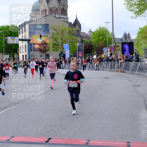 25.04.2026 - Das Zehntel Tim E. http://msf.ph/oto/9568936 25.04.2026 08:55:39 Ziel 1008, 1155, 1365, 1388, 1424, 1828, 1877, 1898, 2002, 2196, 2207, 2296, 2319, 2494, 2527, 2869, 2895, 2928, 3002, 3080, 3101, 3234, 3275, 3354, 3360, 3536, 3745, 3757, 3875, 3975 meine-sportfotos.de