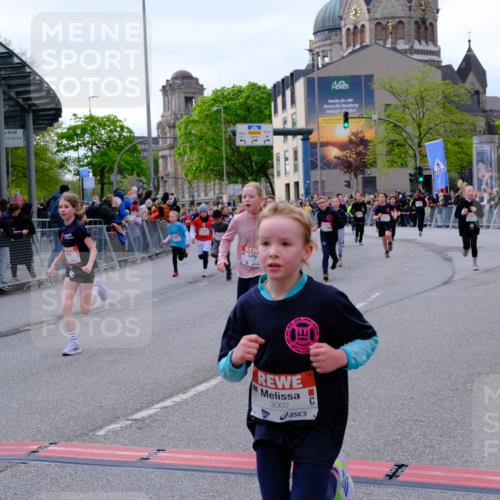 25.04.2026 - Das Zehntel Tim E. http://msf.ph/oto/9568941 25.04.2026 08:55:40 Ziel 1008, 1155, 1365, 1388, 1424, 1828, 1877, 1898, 2002, 2196, 2207, 2296, 2319, 2494, 2527, 2615, 2686, 2869, 2895, 2928, 3002, 3059, 3065, 3080, 3093, 3101, 3234, 3275, 3354, 3360, 3536, 3745, 3757, 3875, 3975 meine-sportfotos.de