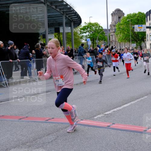 25.04.2026 - Das Zehntel Tim E. http://msf.ph/oto/9568944 25.04.2026 08:55:41 Ziel 1008, 1155, 1365, 1388, 1828, 1877, 1898, 2002, 2196, 2207, 2296, 2319, 2615, 2669, 2686, 2869, 2895, 2928, 3002, 3059, 3065, 3080, 3093, 3101, 3234, 3354, 3360, 3536, 3745, 3975 meine-sportfotos.de
