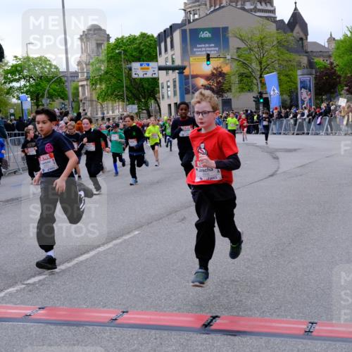 25.04.2026 - Das Zehntel Tim E. http://msf.ph/oto/9568961 25.04.2026 08:55:45 Ziel 1008, 1113, 1134, 1155, 1638, 1717, 1740, 1828, 1877, 2108, 2196, 2207, 2296, 2606, 2615, 2669, 2686, 2895, 3002, 3059, 3065, 3080, 3093, 3101, 3234, 3354, 3360, 3745, 3975, 4058 meine-sportfotos.de