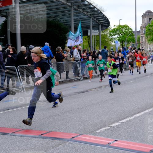 25.04.2026 - Das Zehntel Tim E. http://msf.ph/oto/9568985 25.04.2026 08:55:51 Ziel 1113, 1131, 1134, 1307, 1341, 1575, 1638, 1639, 1645, 1717, 1740, 1963, 1968, 2040, 2108, 2217, 2229, 2463, 2474, 2478, 2565, 2594, 2606, 2607, 2615, 2669, 2686, 2895, 3059, 3065, 3093, 3354, 3360, 3520, 3526, 3844, 3847, 3849, 3963, 3975, 4058 meine-sportfotos.de