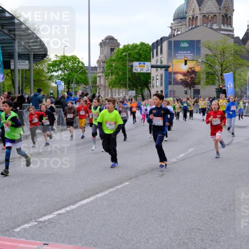 25.04.2026 - Das Zehntel Tim E. http://msf.ph/oto/9568986 25.04.2026 08:55:51 Ziel 1113, 1131, 1134, 1307, 1341, 1575, 1638, 1639, 1645, 1717, 1740, 1963, 1968, 2040, 2108, 2217, 2229, 2463, 2474, 2478, 2565, 2594, 2606, 2607, 2615, 2669, 2686, 2895, 3059, 3065, 3093, 3354, 3360, 3520, 3526, 3844, 3847, 3849, 3963, 3975, 4058 meine-sportfotos.de
