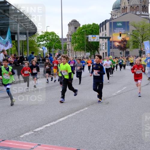 25.04.2026 - Das Zehntel Tim E. http://msf.ph/oto/9568988 25.04.2026 08:55:51 Ziel 1113, 1131, 1134, 1307, 1341, 1575, 1638, 1639, 1645, 1717, 1740, 1963, 1968, 2040, 2108, 2217, 2229, 2463, 2474, 2478, 2565, 2594, 2606, 2607, 2615, 2669, 2686, 2895, 3059, 3065, 3093, 3354, 3360, 3520, 3526, 3844, 3847, 3849, 3963, 3975, 4058 meine-sportfotos.de