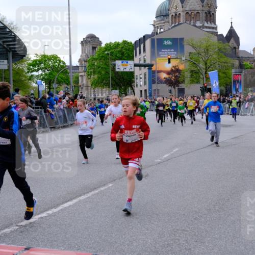 25.04.2026 - Das Zehntel Tim E. http://msf.ph/oto/9568996 25.04.2026 08:55:53 Ziel 1113, 1131, 1134, 1307, 1341, 1369, 1575, 1638, 1639, 1645, 1649, 1717, 1740, 1963, 1968, 2040, 2108, 2217, 2229, 2463, 2474, 2478, 2565, 2594, 2606, 2607, 2669, 3520, 3526, 3844, 3847, 3849, 3963, 4058 meine-sportfotos.de