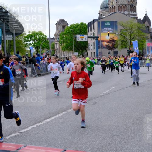 25.04.2026 - Das Zehntel Tim E. http://msf.ph/oto/9568997 25.04.2026 08:55:53 Ziel 1113, 1131, 1134, 1307, 1341, 1369, 1575, 1638, 1639, 1645, 1649, 1717, 1740, 1963, 1968, 2040, 2108, 2217, 2229, 2463, 2474, 2478, 2565, 2594, 2606, 2607, 2669, 3520, 3526, 3844, 3847, 3849, 3963, 4058 meine-sportfotos.de