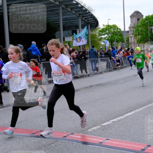 25.04.2026 - Das Zehntel Tim E. http://msf.ph/oto/9569005 25.04.2026 08:55:54 Ziel 1004, 1113, 1131, 1134, 1302, 1307, 1316, 1341, 1363, 1369, 1562, 1567, 1575, 1638, 1639, 1645, 1649, 1717, 1740, 1963, 1968, 2040, 2108, 2217, 2229, 2323, 2463, 2474, 2478, 2565, 2594, 2606, 2607, 3465, 3520, 3526, 3610, 3803, 3844, 3847, 3849, 3891, 3963, 4058 meine-sportfotos.de