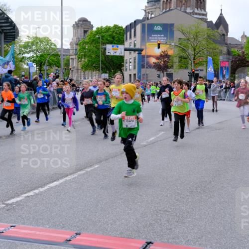 25.04.2026 - Das Zehntel Tim E. http://msf.ph/oto/9569015 25.04.2026 08:55:57 Ziel 1004, 1126, 1131, 1302, 1307, 1316, 1331, 1341, 1363, 1369, 1562, 1567, 1575, 1639, 1645, 1649, 1759, 1762, 1959, 1963, 1968, 2040, 2078, 2217, 2222, 2229, 2323, 2463, 2474, 2478, 2565, 2594, 2607, 2972, 3196, 3206, 3465, 3520, 3526, 3559, 3610, 3715, 3718, 3722, 3803, 3844, 3847, 3849, 3891, 3950, 3963 meine-sportfotos.de