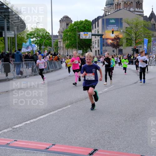 25.04.2026 - Das Zehntel Tim E. http://msf.ph/oto/9569046 25.04.2026 08:56:03 Ziel 1004, 1126, 1257, 1302, 1316, 1331, 1363, 1369, 1511, 1521, 1562, 1567, 1575, 1625, 1649, 1758, 1759, 1762, 1765, 1956, 1959, 2078, 2222, 2323, 2326, 2491, 2607, 2808, 2972, 3048, 3196, 3206, 3465, 3498, 3559, 3610, 3683, 3685, 3715, 3718, 3722, 3803, 3891, 3946, 3950, 3963, 4008 meine-sportfotos.de