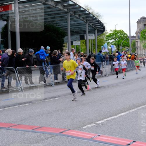 25.04.2026 - Das Zehntel Tim E. http://msf.ph/oto/9569078 25.04.2026 08:56:09 Ziel 1229, 1257, 1331, 1376, 1511, 1521, 1583, 1590, 1625, 1683, 1691, 1758, 1765, 1956, 2078, 2326, 2484, 2491, 2501, 2778, 2808, 2857, 2864, 3048, 3484, 3491, 3494, 3498, 3530, 3552, 3560, 3579, 3683, 3685, 3714, 3788, 3946, 3950, 4008 meine-sportfotos.de