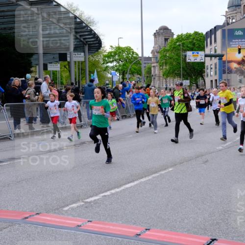 25.04.2026 - Das Zehntel Tim E. http://msf.ph/oto/9569088 25.04.2026 08:56:11 Ziel 1229, 1376, 1511, 1521, 1583, 1590, 1625, 1683, 1691, 1765, 1956, 2233, 2326, 2484, 2491, 2501, 2513, 2517, 2528, 2778, 2808, 2857, 2864, 3048, 3140, 3156, 3484, 3491, 3494, 3498, 3530, 3552, 3560, 3579, 3683, 3685, 3688, 3714, 3788, 3946, 4008 meine-sportfotos.de