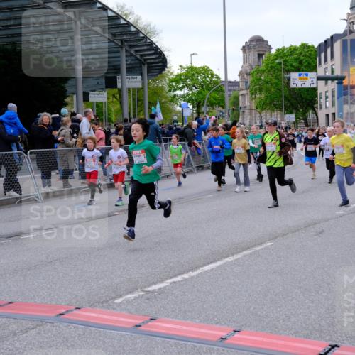 25.04.2026 - Das Zehntel Tim E. http://msf.ph/oto/9569089 25.04.2026 08:56:11 Ziel 1229, 1376, 1511, 1521, 1583, 1590, 1625, 1683, 1691, 1765, 1956, 2233, 2326, 2484, 2491, 2501, 2513, 2517, 2528, 2778, 2808, 2857, 2864, 3048, 3140, 3156, 3484, 3491, 3494, 3498, 3530, 3552, 3560, 3579, 3683, 3685, 3688, 3714, 3788, 3946, 4008 meine-sportfotos.de