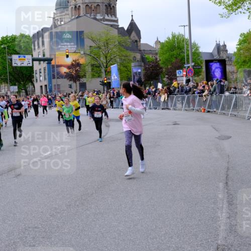 25.04.2026 - Das Zehntel Tim E. http://msf.ph/oto/9569117 25.04.2026 08:56:19 Ziel 1141, 1152, 1170, 1229, 1357, 1376, 1561, 1583, 1590, 1691, 1804, 1814, 1854, 2233, 2237, 2239, 2259, 2270, 2292, 2294, 2484, 2501, 2513, 2515, 2517, 2528, 2708, 2715, 2857, 2858, 2860, 2862, 2864, 3052, 3140, 3156, 3274, 3367, 3369, 3375, 3393, 3484, 3491, 3552, 3560, 3688, 3714, 3784, 3930, 4016, 4061, 4062 meine-sportfotos.de