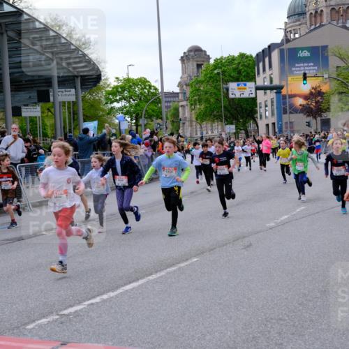 25.04.2026 - Das Zehntel Tim E. http://msf.ph/oto/9569120 25.04.2026 08:56:20 Ziel 1141, 1152, 1170, 1229, 1357, 1376, 1561, 1583, 1590, 1804, 1814, 1854, 1905, 2233, 2237, 2239, 2259, 2270, 2292, 2294, 2336, 2501, 2513, 2515, 2517, 2528, 2708, 2715, 2857, 2858, 2860, 2862, 2864, 3052, 3138, 3140, 3156, 3274, 3367, 3369, 3375, 3393, 3688, 3714, 3784, 3930, 4016, 4061, 4062 meine-sportfotos.de