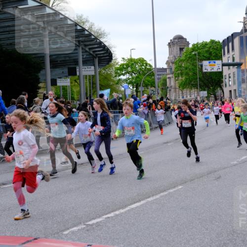 25.04.2026 - Das Zehntel Tim E. http://msf.ph/oto/9569124 25.04.2026 08:56:20 Ziel 1141, 1152, 1170, 1229, 1357, 1376, 1561, 1583, 1590, 1804, 1814, 1854, 1905, 2233, 2237, 2239, 2259, 2270, 2292, 2294, 2336, 2501, 2513, 2515, 2517, 2528, 2708, 2715, 2857, 2858, 2860, 2862, 2864, 3052, 3138, 3140, 3156, 3274, 3367, 3369, 3375, 3393, 3688, 3714, 3784, 3930, 4016, 4061, 4062 meine-sportfotos.de