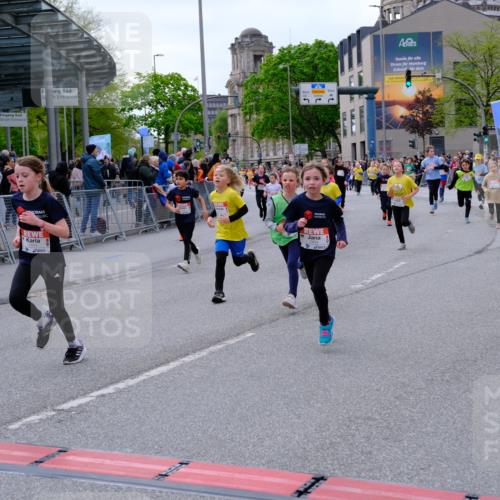 25.04.2026 - Das Zehntel Tim E. http://msf.ph/oto/9569126 25.04.2026 08:56:21 Ziel 1141, 1152, 1170, 1229, 1357, 1376, 1561, 1804, 1814, 1854, 1905, 2233, 2237, 2239, 2259, 2270, 2292, 2294, 2336, 2501, 2513, 2515, 2517, 2528, 2708, 2715, 2858, 2860, 2862, 3052, 3138, 3140, 3156, 3274, 3367, 3369, 3375, 3393, 3453, 3495, 3688, 3714, 3784, 3930, 4016, 4061, 4062 meine-sportfotos.de
