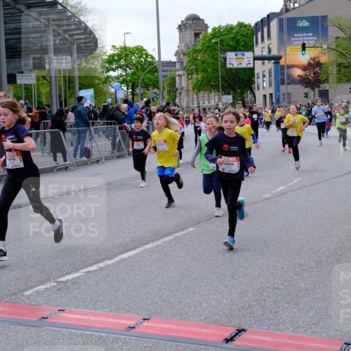 25.04.2026 - Das Zehntel Tim E. http://msf.ph/oto/9569127 25.04.2026 08:56:21 Ziel 1141, 1152, 1170, 1229, 1357, 1376, 1561, 1804, 1814, 1854, 1905, 2233, 2237, 2239, 2259, 2270, 2292, 2294, 2336, 2501, 2513, 2515, 2517, 2528, 2708, 2715, 2858, 2860, 2862, 3052, 3138, 3140, 3156, 3274, 3367, 3369, 3375, 3393, 3453, 3495, 3688, 3714, 3784, 3930, 4016, 4061, 4062 meine-sportfotos.de