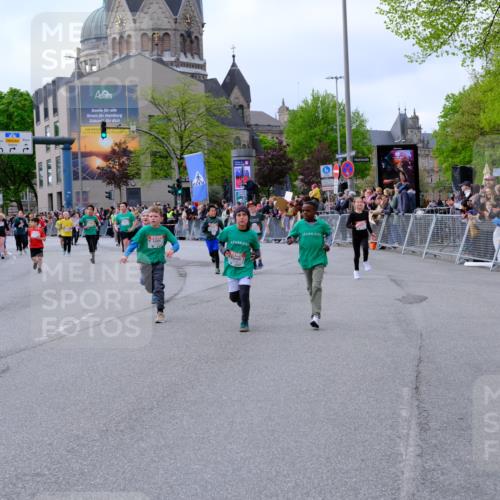 25.04.2026 - Das Zehntel Tim E. http://msf.ph/oto/9569156 25.04.2026 08:56:26 Ziel 1170, 1204, 1206, 1262, 1322, 1329, 1357, 1561, 1713, 1804, 1814, 1833, 1854, 1905, 2259, 2270, 2274, 2292, 2294, 2336, 2399, 2443, 2571, 2708, 2715, 2858, 2860, 2862, 3047, 3052, 3068, 3138, 3274, 3367, 3369, 3375, 3420, 3439, 3453, 3495, 3556, 3566, 3784, 4016, 4061, 4062 meine-sportfotos.de