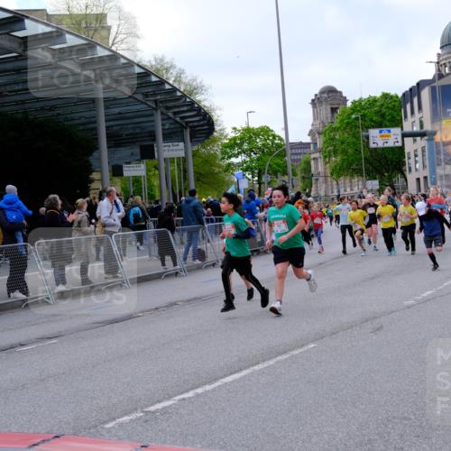 25.04.2026 - Das Zehntel Tim E. http://msf.ph/oto/9569166 25.04.2026 08:56:31 Ziel 1204, 1206, 1262, 1322, 1329, 1561, 1713, 1814, 1833, 1905, 2247, 2274, 2336, 2399, 2443, 2512, 2522, 2563, 2571, 2708, 2805, 2970, 2979, 3047, 3068, 3138, 3369, 3420, 3439, 3453, 3495, 3556, 3566, 4071 meine-sportfotos.de