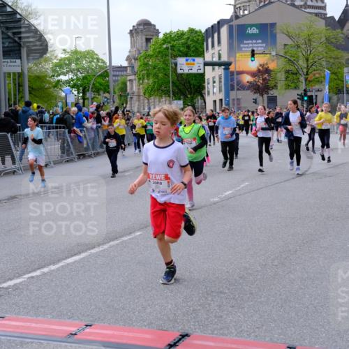 25.04.2026 - Das Zehntel Tim E. http://msf.ph/oto/9569202 25.04.2026 08:56:39 Ziel 1085, 1192, 1280, 1290, 1299, 1318, 1397, 1555, 1557, 1563, 1564, 1566, 1993, 1998, 2076, 2247, 2253, 2429, 2512, 2522, 2563, 2621, 2629, 2651, 2674, 2799, 2802, 2805, 2818, 2835, 2970, 2979, 3122, 3184, 3193, 3197, 3315, 3558, 3577, 4071 meine-sportfotos.de