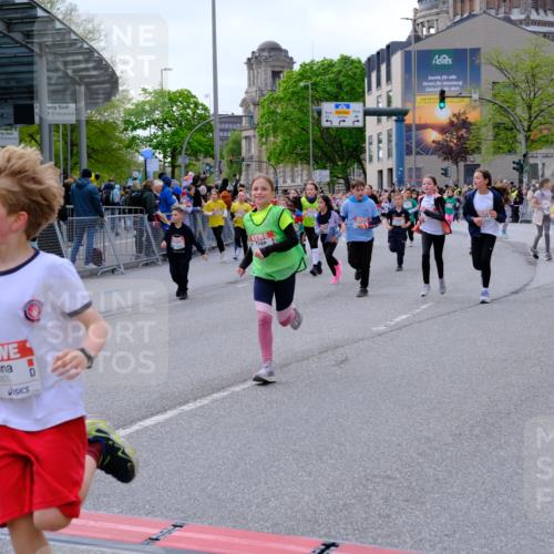 25.04.2026 - Das Zehntel Tim E. http://msf.ph/oto/9569206 25.04.2026 08:56:39 Ziel 1085, 1192, 1280, 1290, 1299, 1318, 1397, 1555, 1557, 1563, 1564, 1566, 1993, 1998, 2076, 2247, 2253, 2429, 2512, 2522, 2563, 2621, 2629, 2651, 2674, 2799, 2802, 2805, 2818, 2835, 2970, 2979, 3122, 3184, 3193, 3197, 3315, 3558, 3577, 4071 meine-sportfotos.de