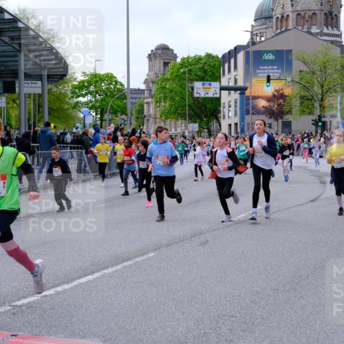 25.04.2026 - Das Zehntel Tim E. http://msf.ph/oto/9569210 25.04.2026 08:56:40 Ziel 1085, 1192, 1280, 1290, 1299, 1318, 1397, 1555, 1557, 1563, 1564, 1566, 1734, 1993, 1998, 2076, 2247, 2253, 2393, 2429, 2438, 2563, 2621, 2629, 2651, 2674, 2799, 2802, 2805, 2816, 2818, 2835, 2970, 2979, 3122, 3184, 3193, 3197, 3315, 3558, 3577, 4071 meine-sportfotos.de