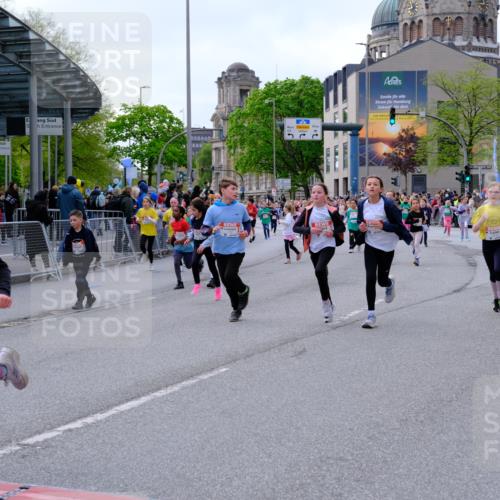 25.04.2026 - Das Zehntel Tim E. http://msf.ph/oto/9569211 25.04.2026 08:56:40 Ziel 1085, 1192, 1280, 1290, 1299, 1318, 1397, 1555, 1557, 1563, 1564, 1566, 1734, 1993, 1998, 2076, 2247, 2253, 2393, 2429, 2438, 2563, 2621, 2629, 2651, 2674, 2799, 2802, 2805, 2816, 2818, 2835, 2970, 2979, 3122, 3184, 3193, 3197, 3315, 3558, 3577, 4071 meine-sportfotos.de