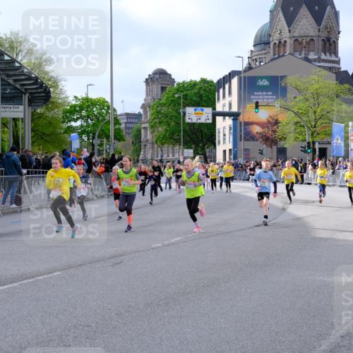 25.04.2026 - Das Zehntel Tim E. http://msf.ph/oto/9569320 25.04.2026 08:57:09 Ziel 1035, 1052, 1075, 1176, 1188, 1189, 1191, 1271, 1339, 1556, 1573, 1579, 1580, 1582, 1585, 1654, 1820, 1909, 1924, 1946, 1965, 1986, 2028, 2205, 2258, 2486, 2538, 2550, 2562, 2583, 2734, 2737, 2753, 2755, 2762, 2819, 2852, 2917, 2920, 2921, 3211, 3226, 3256, 3324, 3456, 3655, 3660, 3666, 3705, 3758, 3938, 3944, 4018, 4056, 4064, 4065, 4072 meine-sportfotos.de
