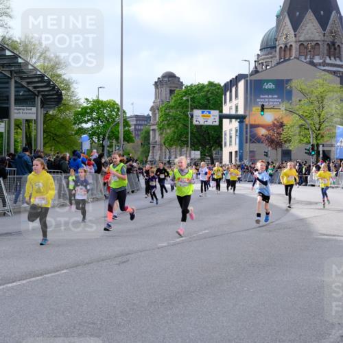 25.04.2026 - Das Zehntel Tim E. http://msf.ph/oto/9569322 25.04.2026 08:57:09 Ziel 1035, 1052, 1075, 1176, 1188, 1189, 1191, 1271, 1339, 1556, 1573, 1579, 1580, 1582, 1585, 1654, 1820, 1909, 1924, 1946, 1965, 1986, 2028, 2205, 2258, 2486, 2538, 2550, 2562, 2583, 2734, 2737, 2753, 2755, 2762, 2819, 2852, 2917, 2920, 2921, 3211, 3226, 3256, 3324, 3456, 3655, 3660, 3666, 3705, 3758, 3938, 3944, 4018, 4056, 4064, 4065, 4072 meine-sportfotos.de