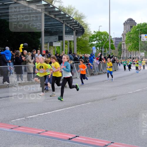 25.04.2026 - Das Zehntel Tim E. http://msf.ph/oto/9569356 25.04.2026 08:57:18 Ziel 1188, 1244, 1255, 1571, 1585, 1588, 1674, 1725, 1741, 1748, 1895, 1896, 1909, 1951, 2216, 2489, 2538, 2550, 2662, 2753, 2755, 2762, 3226, 3256, 3581, 3591, 3705, 3758, 3846, 3855 meine-sportfotos.de