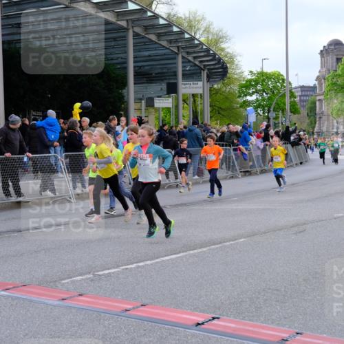 25.04.2026 - Das Zehntel Tim E. http://msf.ph/oto/9569358 25.04.2026 08:57:18 Ziel 1188, 1244, 1255, 1571, 1585, 1588, 1674, 1725, 1741, 1748, 1895, 1896, 1909, 1951, 2216, 2489, 2538, 2550, 2662, 2753, 2755, 2762, 3226, 3256, 3581, 3591, 3705, 3758, 3846, 3855 meine-sportfotos.de