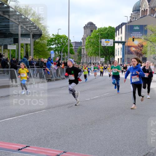 25.04.2026 - Das Zehntel Tim E. http://msf.ph/oto/9569363 25.04.2026 08:57:19 Ziel 1244, 1255, 1571, 1588, 1674, 1725, 1741, 1748, 1895, 1896, 1909, 1951, 2216, 2489, 2538, 2550, 2662, 2753, 2755, 2762, 3160, 3226, 3256, 3581, 3591, 3705, 3758, 3846, 3855 meine-sportfotos.de