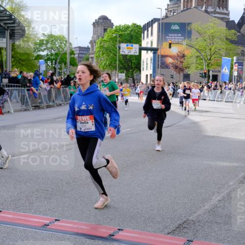 25.04.2026 - Das Zehntel Tim E. http://msf.ph/oto/9569365 25.04.2026 08:57:20 Ziel 1244, 1255, 1571, 1588, 1674, 1725, 1741, 1748, 1895, 1896, 1909, 1951, 1961, 1988, 2216, 2477, 2489, 2662, 2753, 2755, 2762, 3160, 3581, 3591, 3705, 3846, 3855 meine-sportfotos.de