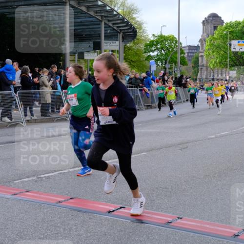25.04.2026 - Das Zehntel Tim E. http://msf.ph/oto/9569374 25.04.2026 08:57:21 Ziel 1244, 1255, 1571, 1588, 1668, 1674, 1725, 1741, 1748, 1895, 1896, 1951, 1961, 1967, 1988, 2216, 2477, 2489, 2662, 3160, 3473, 3499, 3581, 3591, 3705, 3846, 3855, 3898 meine-sportfotos.de