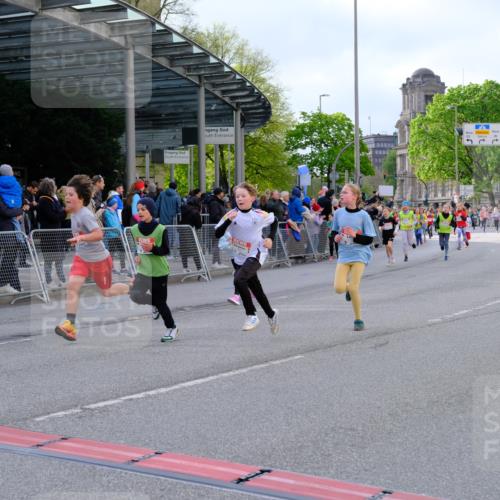 25.04.2026 - Das Zehntel Tim E. http://msf.ph/oto/9569384 25.04.2026 08:57:28 Ziel 1455, 1668, 1673, 1754, 1757, 1938, 1951, 1961, 1967, 1972, 1988, 2216, 2280, 2416, 2477, 2773, 2790, 3160, 3187, 3276, 3344, 3473, 3499, 3591, 3795, 3846, 3855, 3898 meine-sportfotos.de